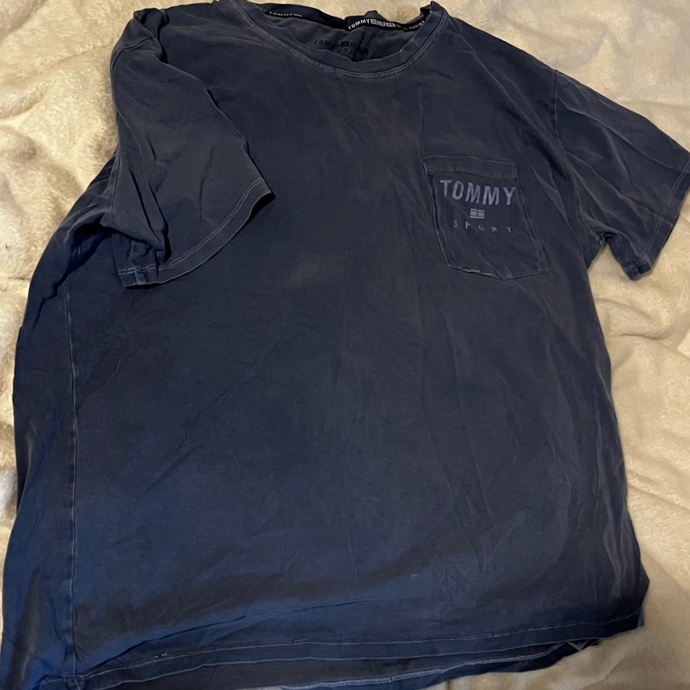 Tommy Hilfiger small athletic shirt